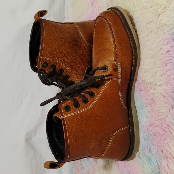 SALE! Crevo Buck Leather Boots Sz.9 Gently Worn 2X (X-100) - Picture 8 of 15